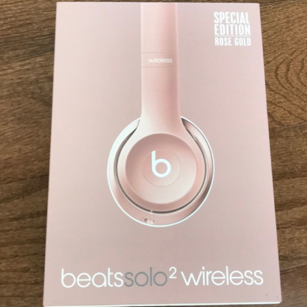 limited edition- solo2 wireless beats by dre